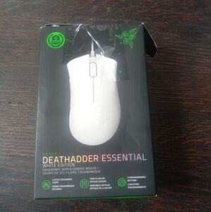 Razer DEATHADDER ESSENTIAL Wired Optical Gaming Mouse - WHITE RZ01-03850200-R3U1